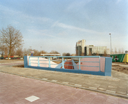 822643 Gezicht op het nieuwe fietspad en de nieuwe fietstunnel onder het Europaplein te Utrecht; op de achtergond het ...